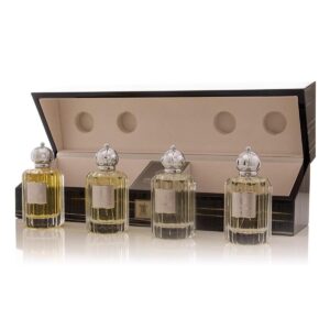 Arabian Oud perfume - Royal Collection Gift Set (100ml 3.4oz x 4) Unisex Luxury Fragrance For Him and Her, Eau De Parfum EDP Spray with Amber, Jasmine, Sandalwood, Cardamom, Flower of The valley